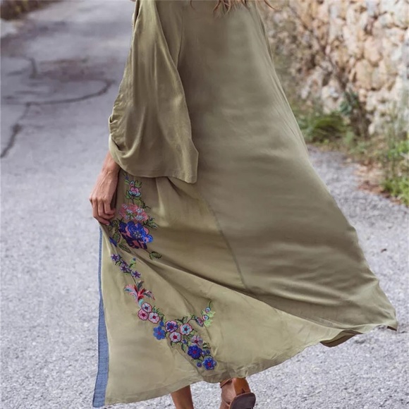 NEW Boho Gypsy Embroidered Robe Kimono Cover Up - Picture 3 of 7